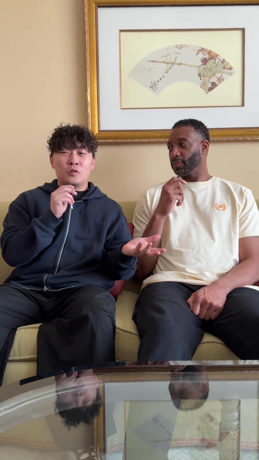 小伙子你真勇啊，在麥迪面前“那個，那個”的